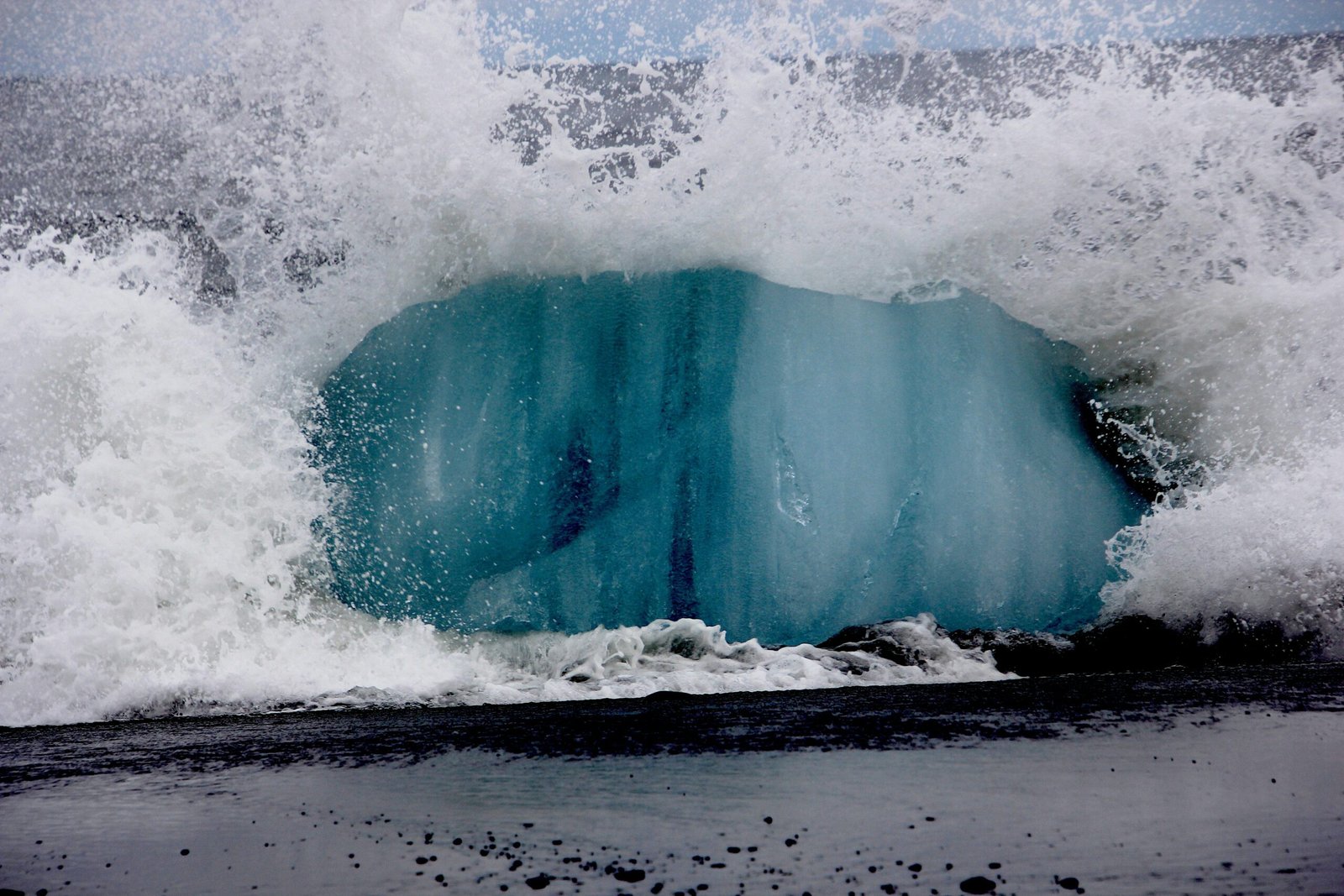 landscape photo of water splash